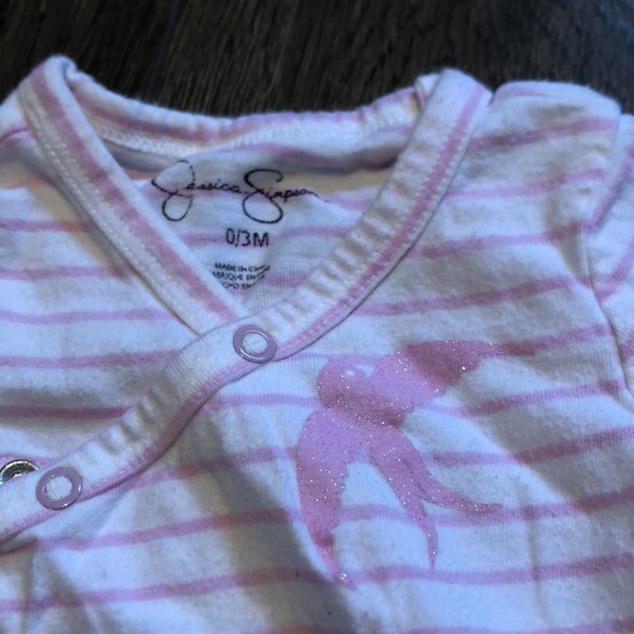 Jessica Simpson onesie size 0-3 months - Picture 2 of 5